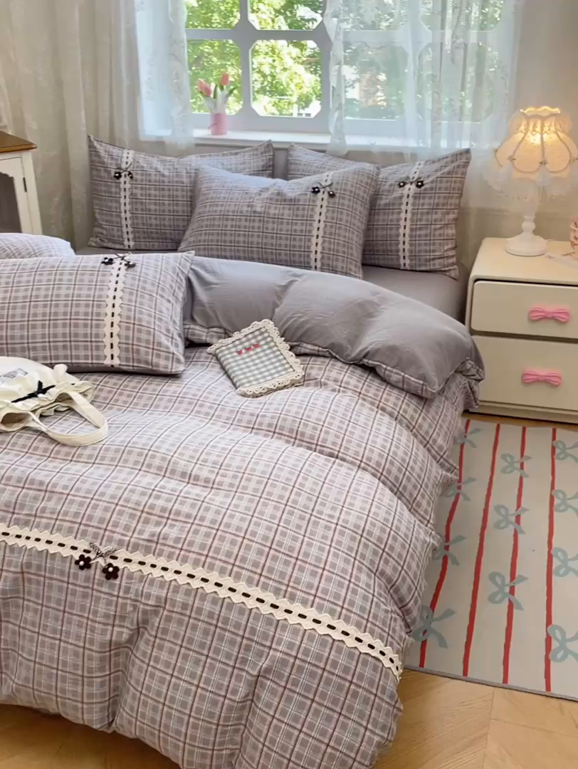 91家纺网 家纺一手货源 找家纺 梦舒羽2025新款双层纱蕾丝花边四件套学生宿舍床单款床上用品四件套  蕾丝花边-洛卡深灰