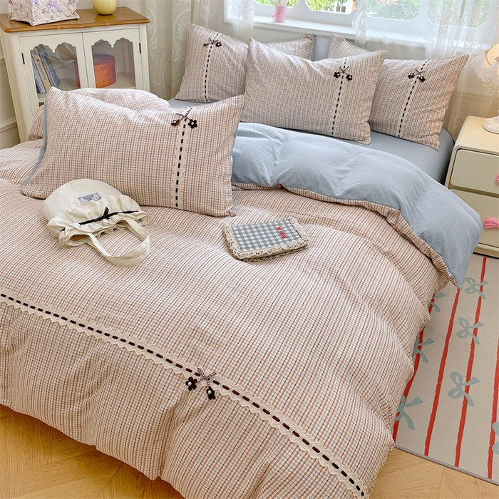 91家纺网 家纺一手货源 找家纺 梦舒羽2025新款双层纱蕾丝花边四件套学生宿舍床单款床上用品四件套  蕾丝花边-魅力蓝咖