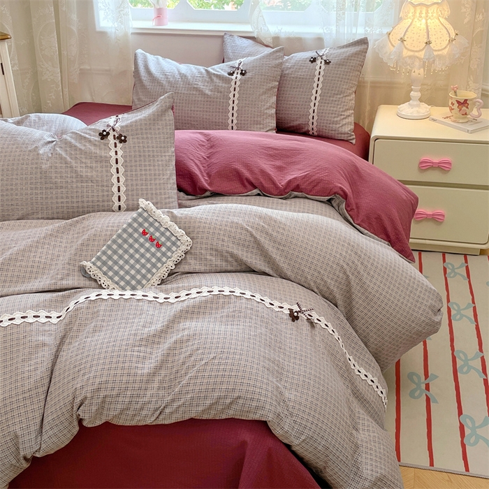 91家纺网 家纺一手货源 找家纺 梦舒羽2025新款双层纱蕾丝花边四件套学生宿舍床单款床上用品四件套  蕾丝花边-明古灰格