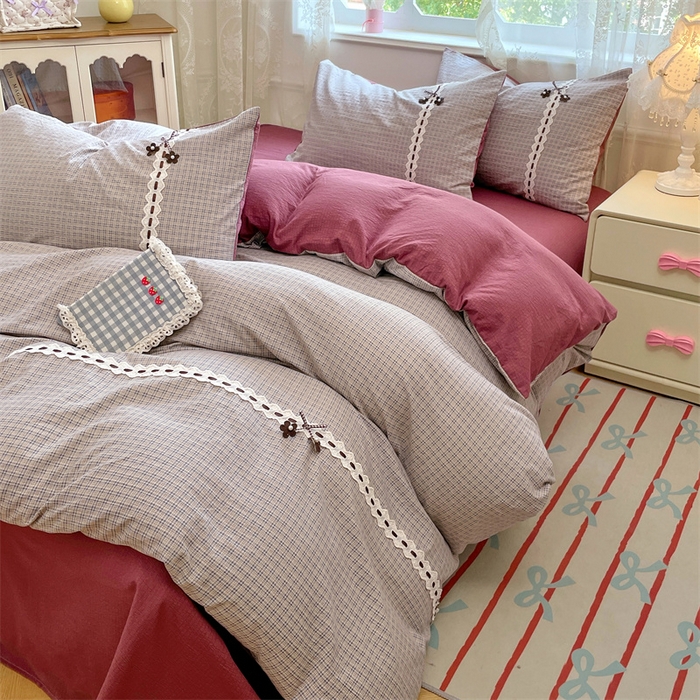 91家纺网 家纺一手货源 找家纺 梦舒羽2025新款双层纱蕾丝花边四件套学生宿舍床单款床上用品四件套  蕾丝花边-明古灰格