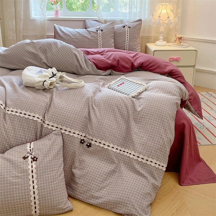 91家纺网 家纺一手货源 找家纺 梦舒羽2025新款双层纱蕾丝花边四件套学生宿舍床单款床上用品四件套  蕾丝花边-明古灰格