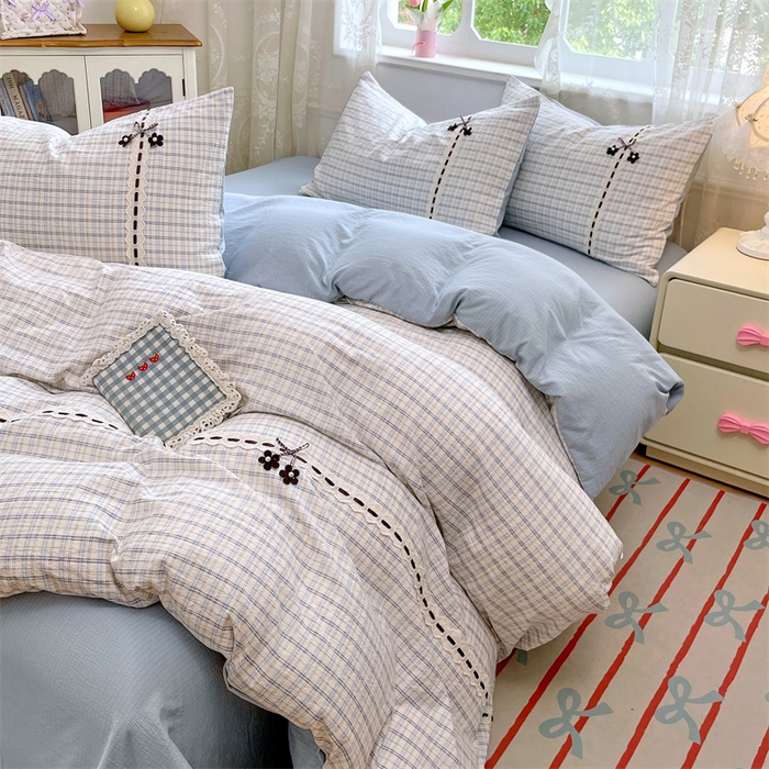 91家纺网 家纺一手货源 找家纺 梦舒羽2025新款双层纱蕾丝花边四件套学生宿舍床单款床上用品四件套  蕾丝花边-天空蓝格