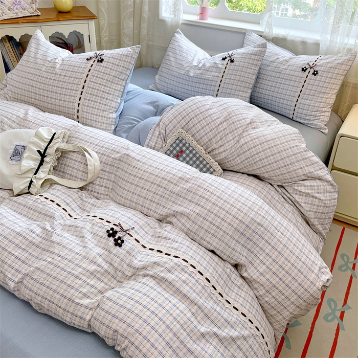 91家纺网 家纺一手货源 找家纺 梦舒羽2025新款双层纱蕾丝花边四件套学生宿舍床单款床上用品四件套  蕾丝花边-天空蓝格