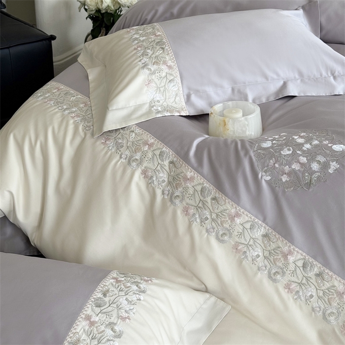 91家纺网 家纺一手货源 找家纺 鹿班家居 2024新款100S长绒棉高精密刺绣系列——间隙花影 浅紫灰