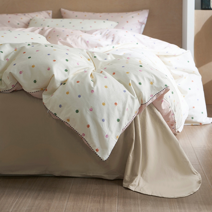 91家纺网 家纺一手货源 找家纺 橙艺家居 2025新款滚绳款全棉纯棉磨毛四件套 甜心乐园-粉白