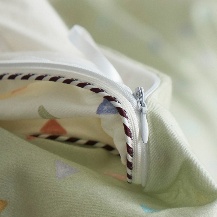 91家纺网 家纺一手货源 找家纺 橙艺家居 2025新款滚绳款全棉纯棉磨毛四件套 幸运日-绿白