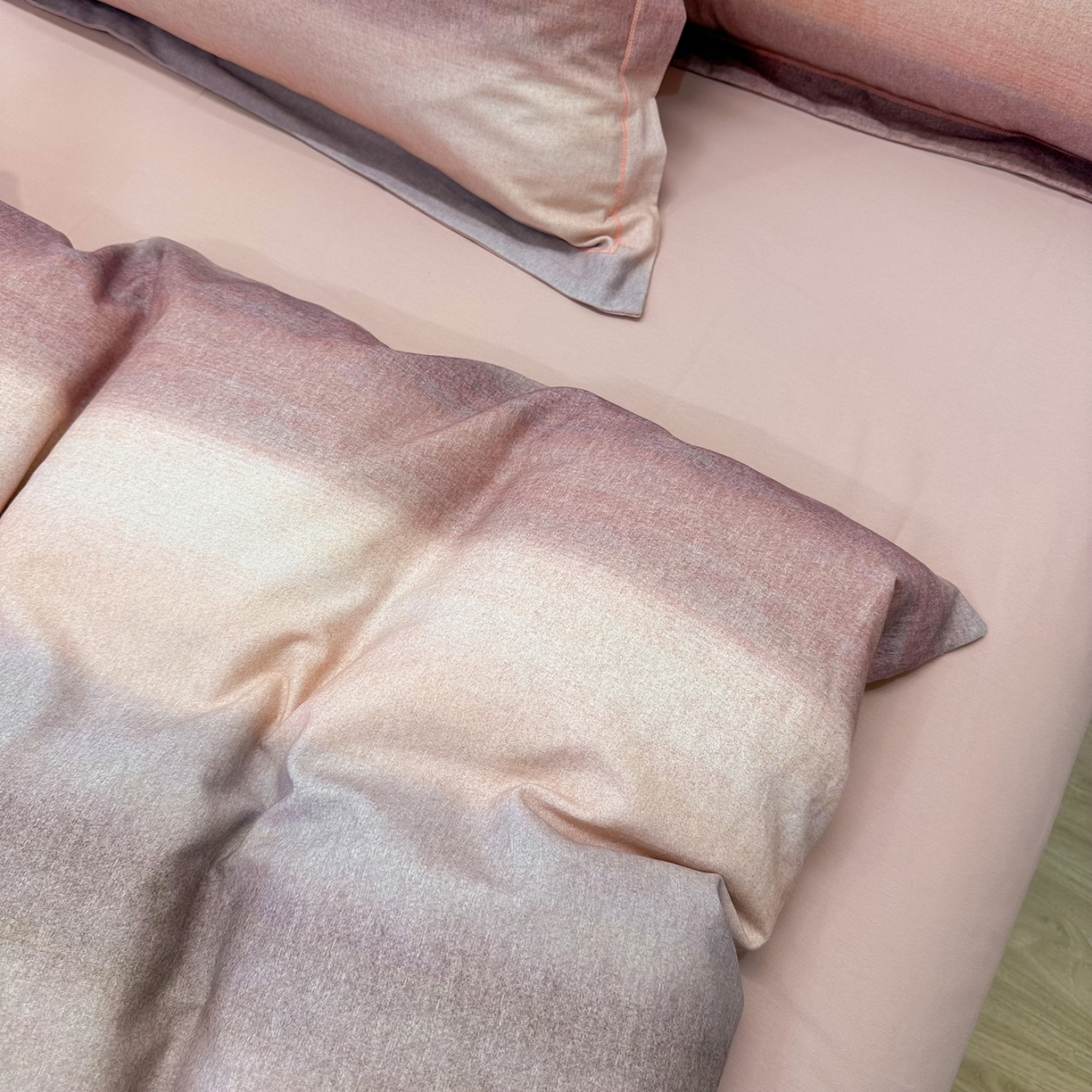 91家纺网 家纺一手货源 找家纺 橙艺家居 2025新款秋冬全棉纯棉磨毛四件套 简希