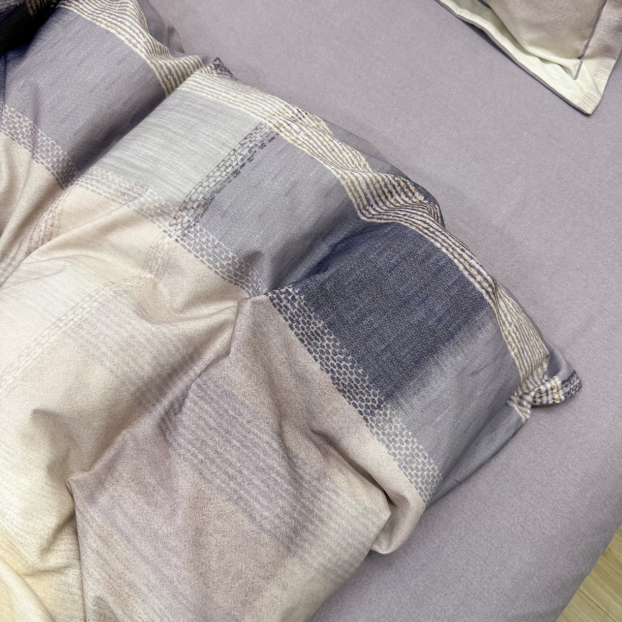 91家纺网 家纺一手货源 找家纺 橙艺家居 2025新款秋冬全棉纯棉磨毛四件套 轻织漫冬