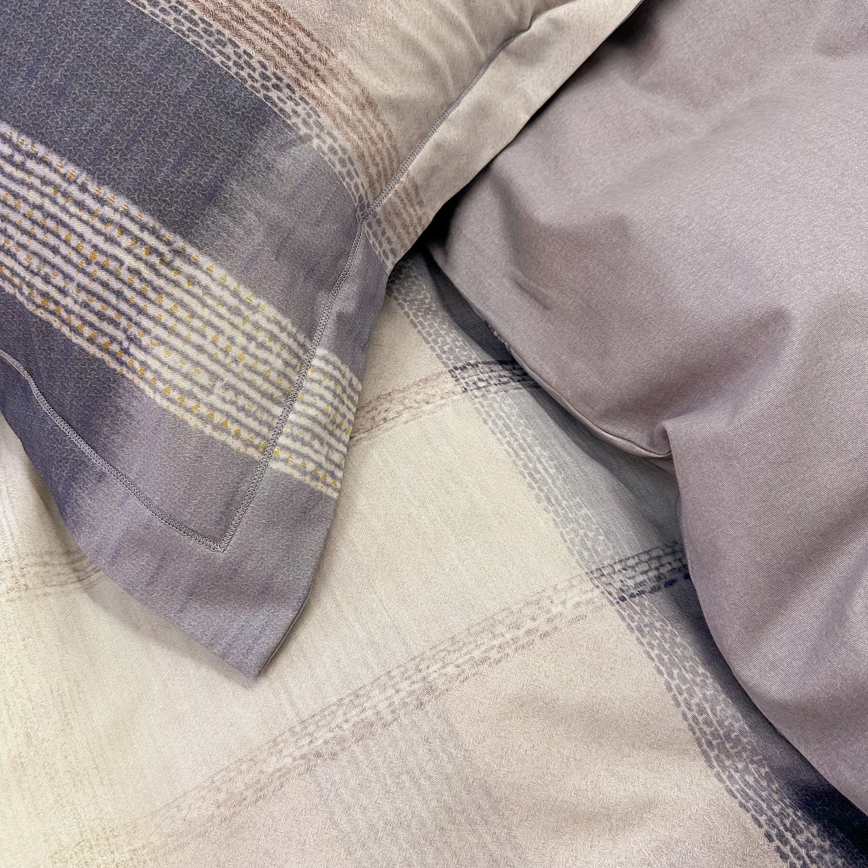 91家纺网 家纺一手货源 找家纺 橙艺家居 2025新款秋冬全棉纯棉磨毛四件套 轻织漫冬