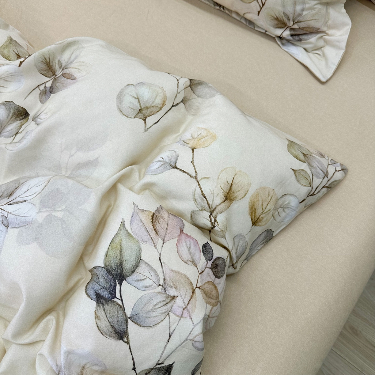 91家纺网 家纺一手货源 找家纺 橙艺家居 2025新款秋冬全棉纯棉磨毛四件套 舒蔓枝