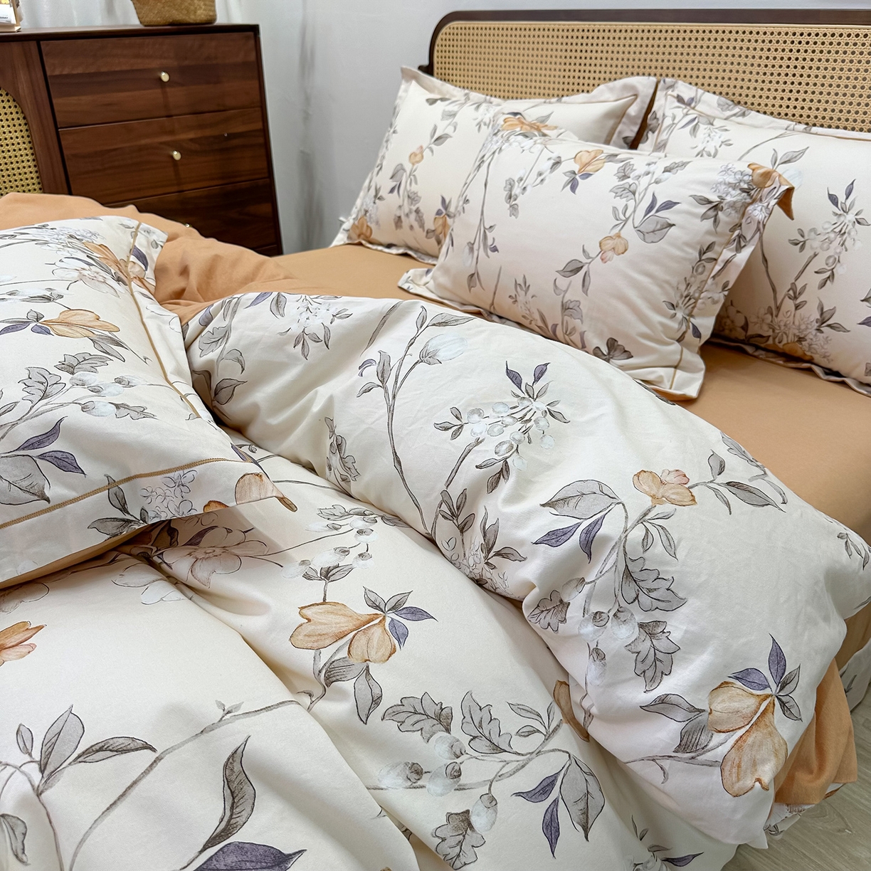 91家纺网 家纺一手货源 找家纺 橙艺家居 2025新款秋冬全棉纯棉磨毛四件套 硕朵-桔