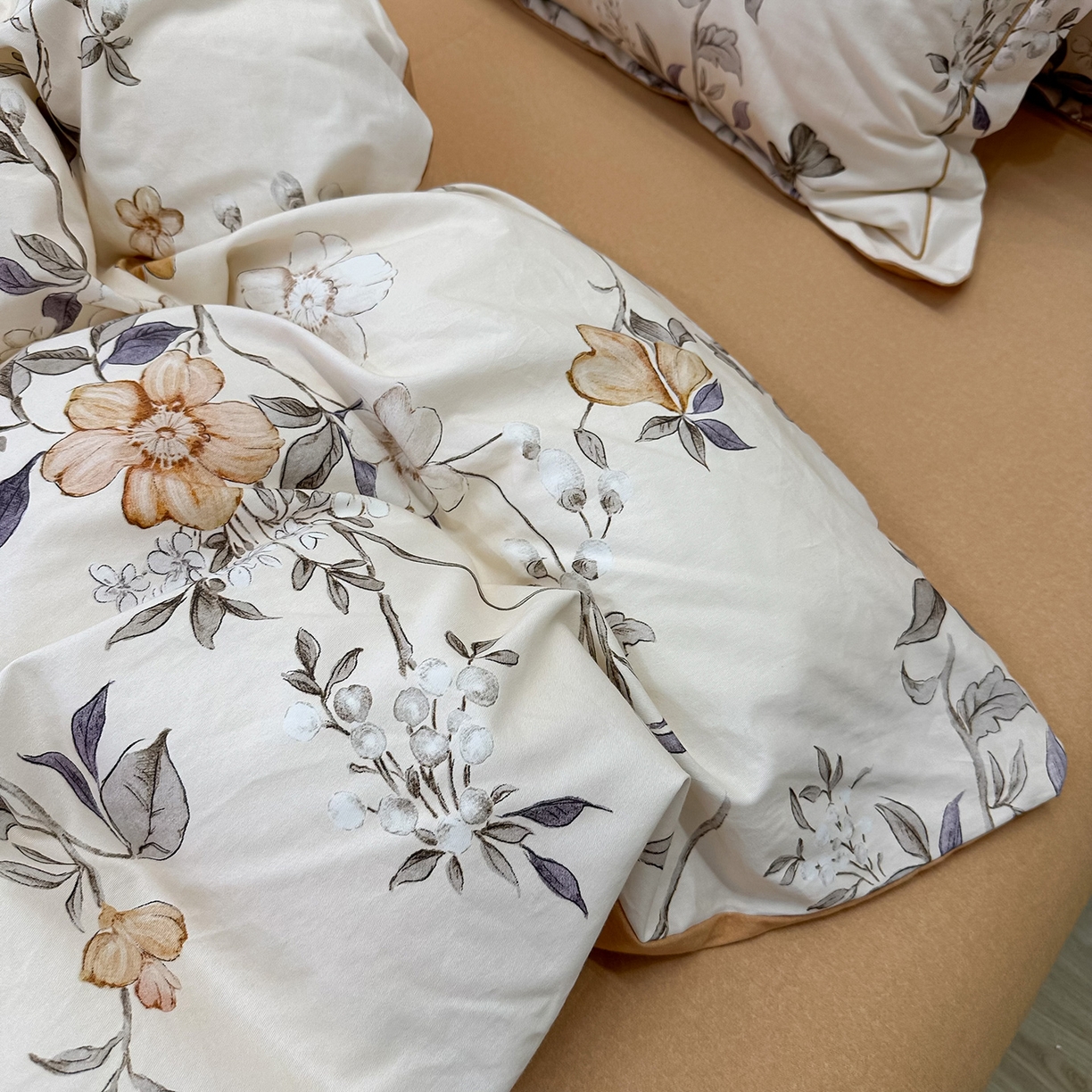 91家纺网 家纺一手货源 找家纺 橙艺家居 2025新款秋冬全棉纯棉磨毛四件套 硕朵-桔