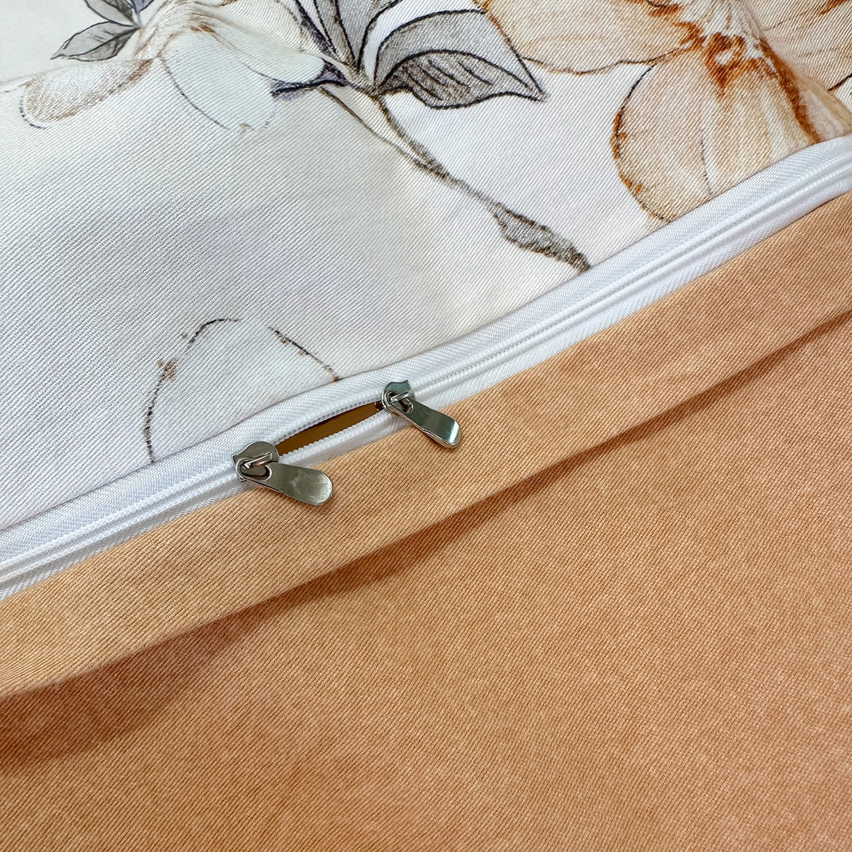 91家纺网 家纺一手货源 找家纺 橙艺家居 2025新款秋冬全棉纯棉磨毛四件套 硕朵-桔