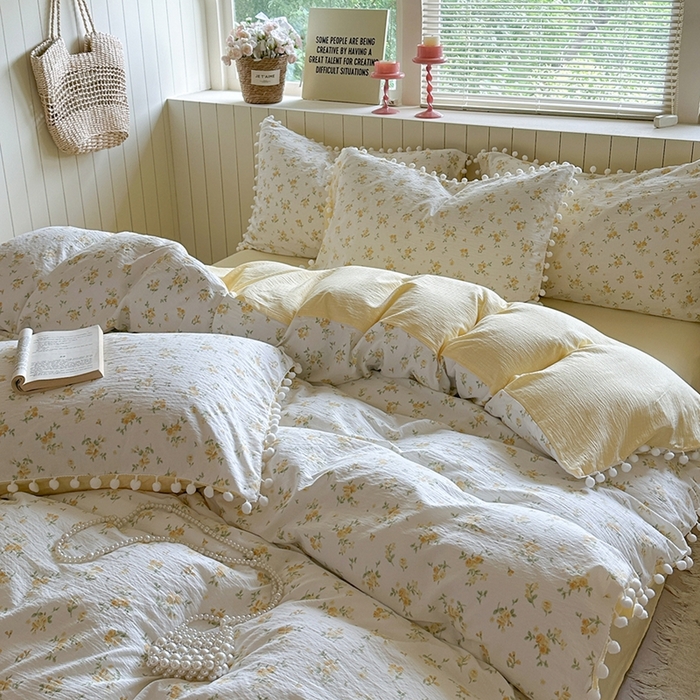 91家纺网 家纺一手货源 找家纺 缘生活 2025新款皱皱纱毛球球流苏四件套 皱皱纱球球流苏-梨花黄