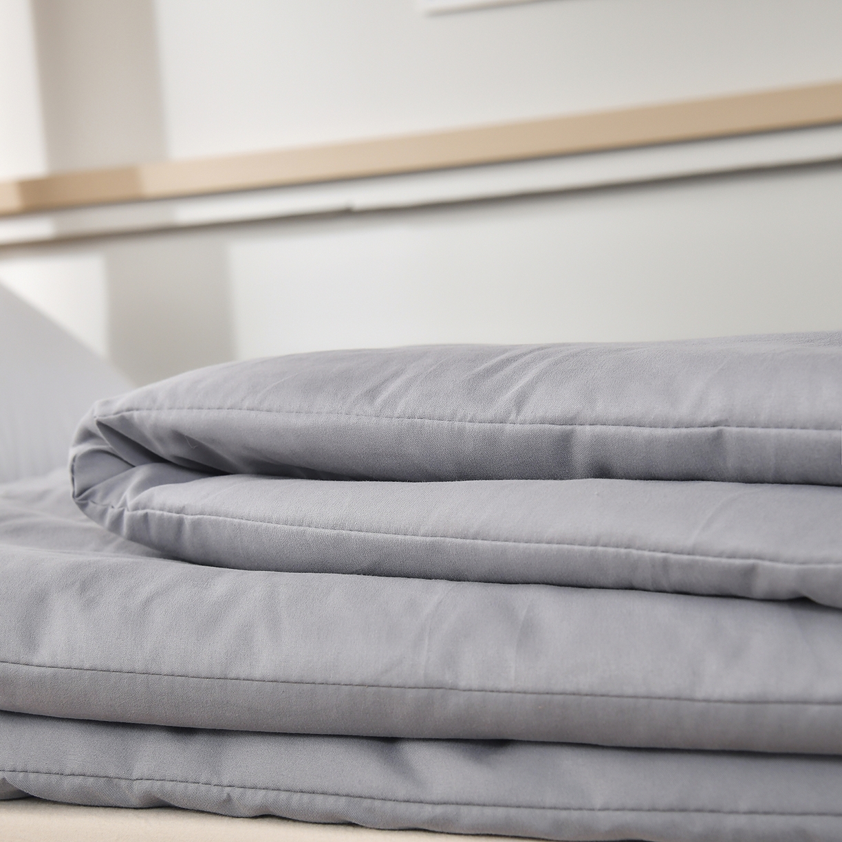 91家纺网 家纺一手货源 找家纺 好老表被业 2025新款磨毛学生宿舍上下铺枕芯被子床褥三件套 经典灰