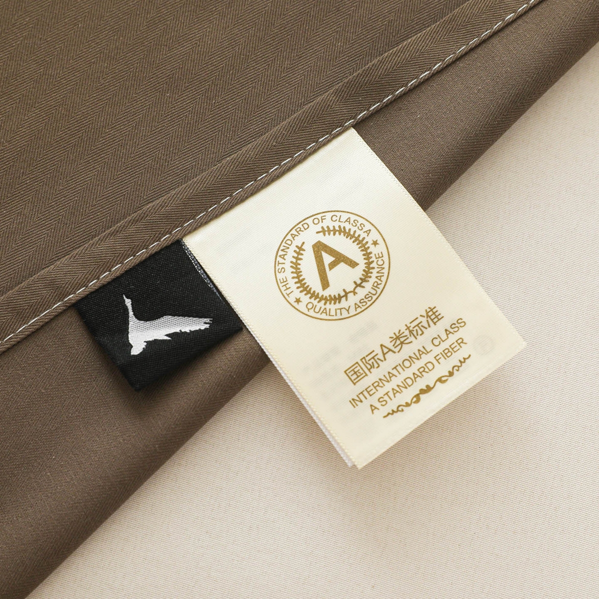 91家纺网 家纺一手货源 找家纺 眠博士 2025新款大雁纹小提花全棉纯棉床单单件-单床单 床单-雁纹棕咖