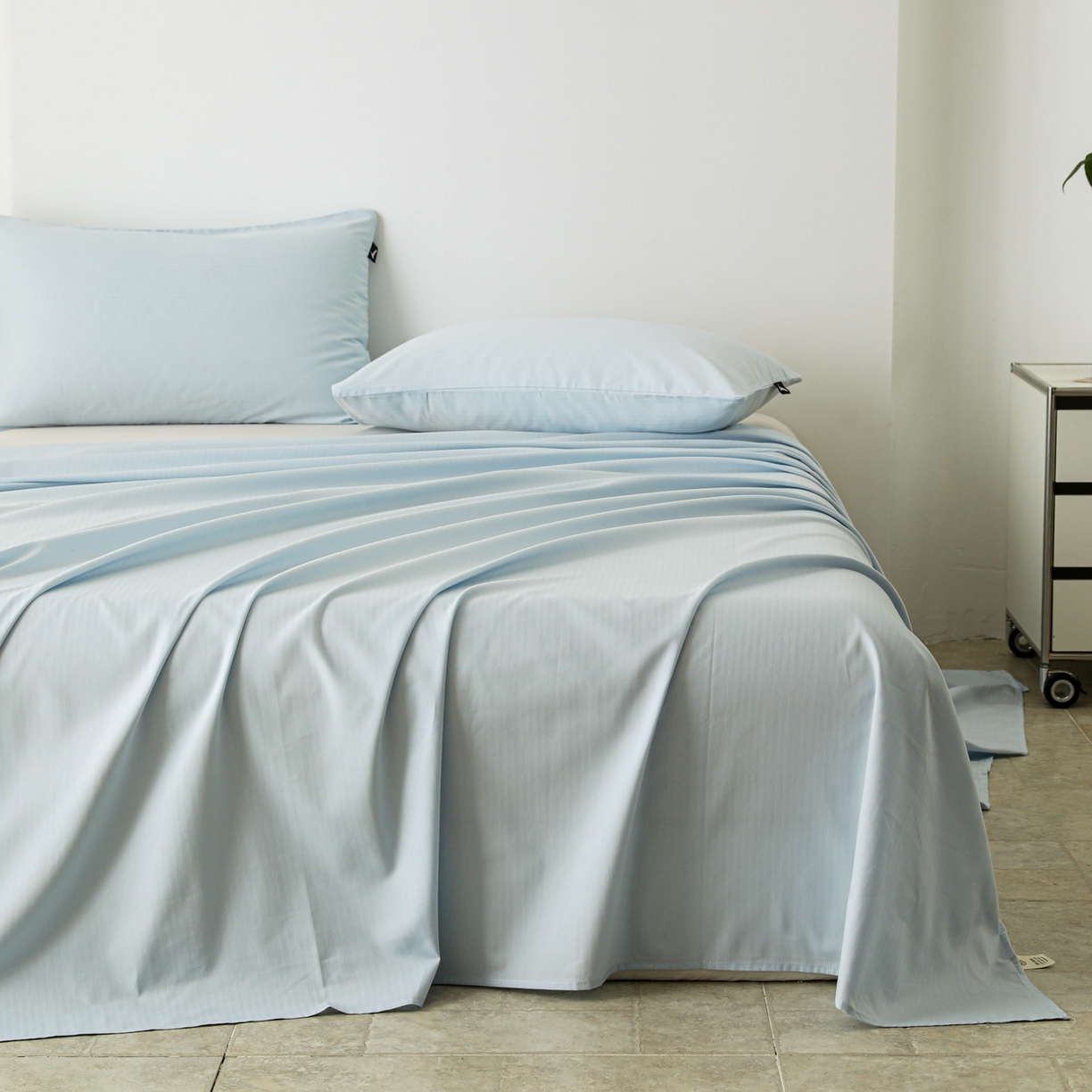 91家纺网 家纺一手货源 找家纺 眠博士 2025新款大雁纹小提花全棉纯棉床单单件-单床单 床单-雁纹嫩蓝