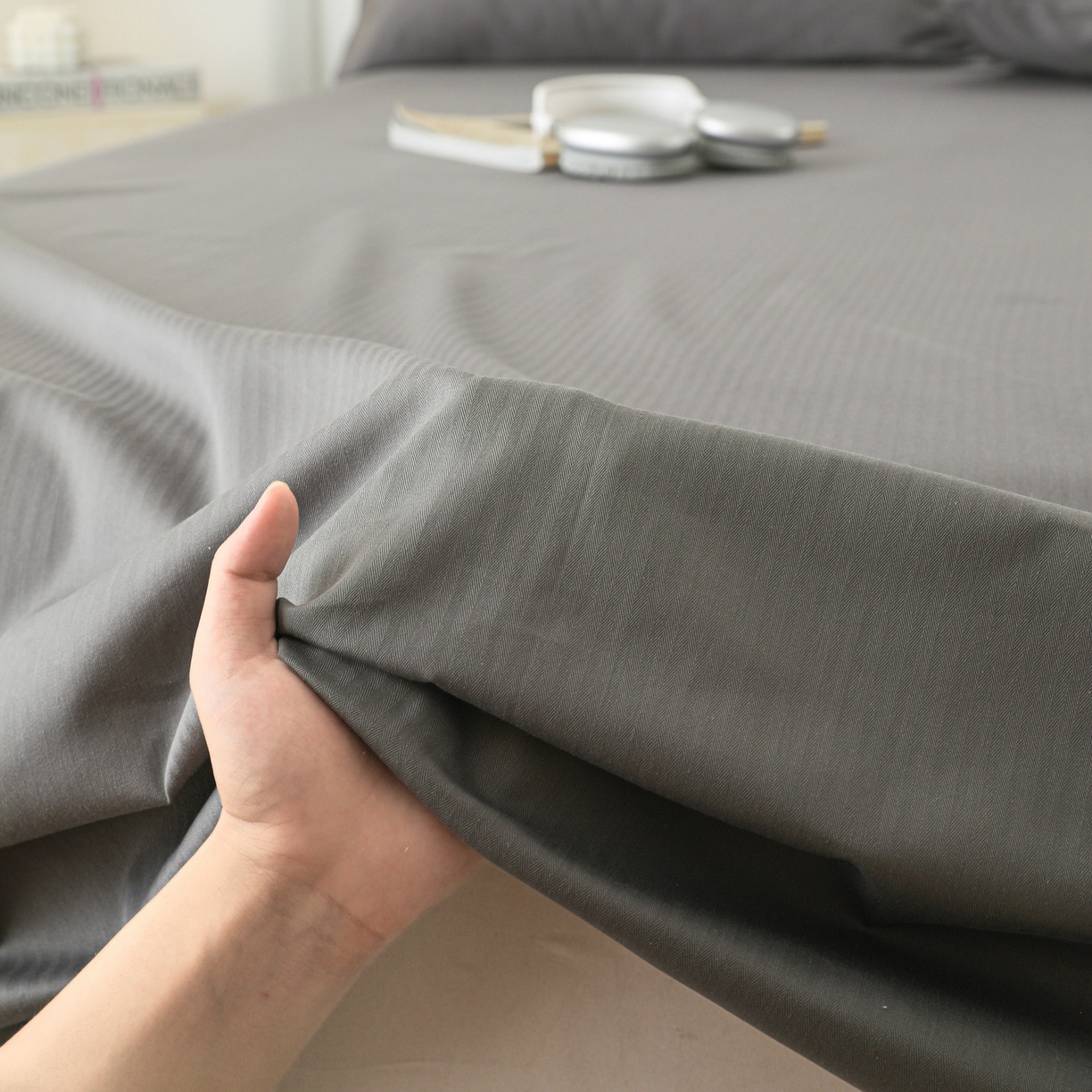 91家纺网 家纺一手货源 找家纺 眠博士 2025新款大雁纹小提花全棉纯棉床单单件-单床单 床单-雁纹灰