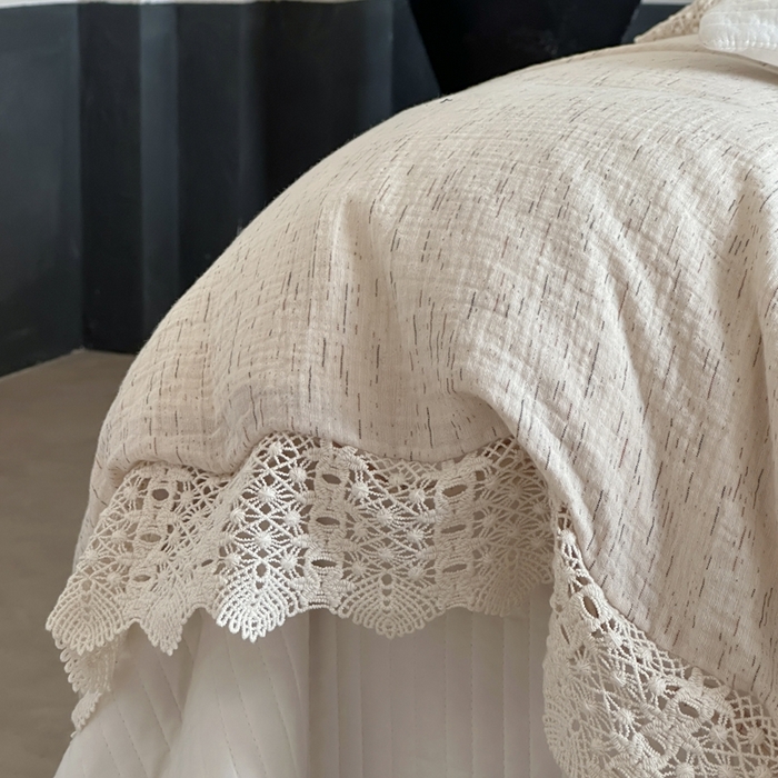 91家纺网 家纺一手货源 找家纺 （总）月夏 2025新款手工贴布棉麻四件套-荷塘月色