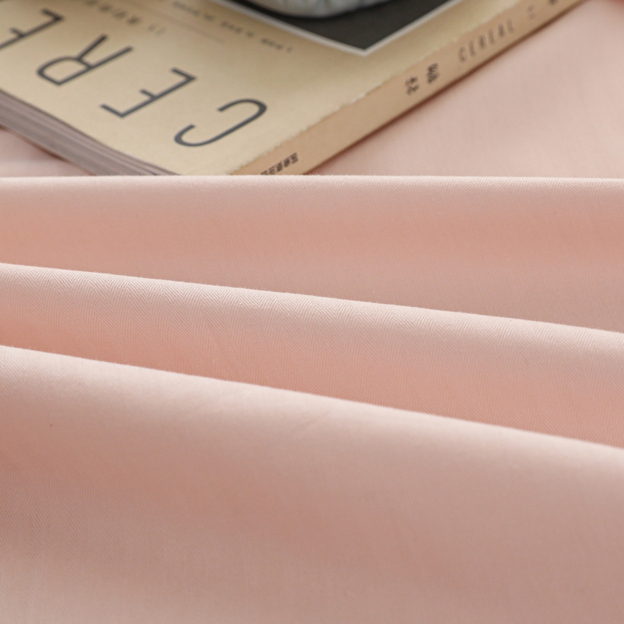 91家纺网 家纺一手货源 找家纺 眠博士 2025新款大雁纹小提花全棉纯棉床笠单件-单床笠 床笠-雁纹粉