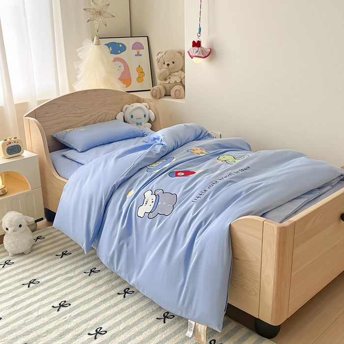 91家纺网 家纺一手货源 找家纺 （总）柔享家（原芷澜家纺）2025新款全棉高端贴布刺绣幼儿园三件套套件儿童三件套被子被芯婴童宝宝六件套七件套