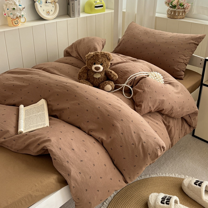 91家纺网 家纺一手货源 找家纺 水墨江南2025新款水洗棉印花四件套 可爱颂咖