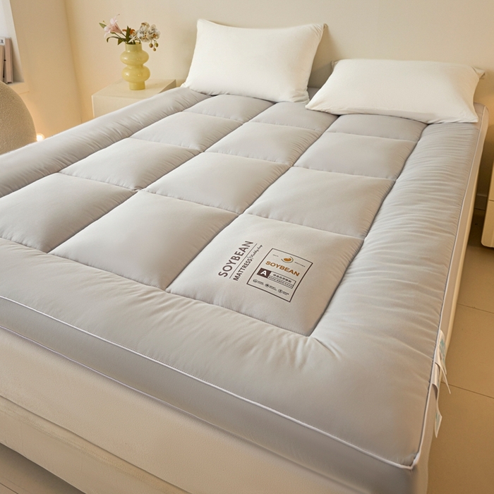 91家纺网 家纺一手货源 找家纺 曼尼家纺 2025新款A类水洗棉8厘米立体床褥床垫 浅灰