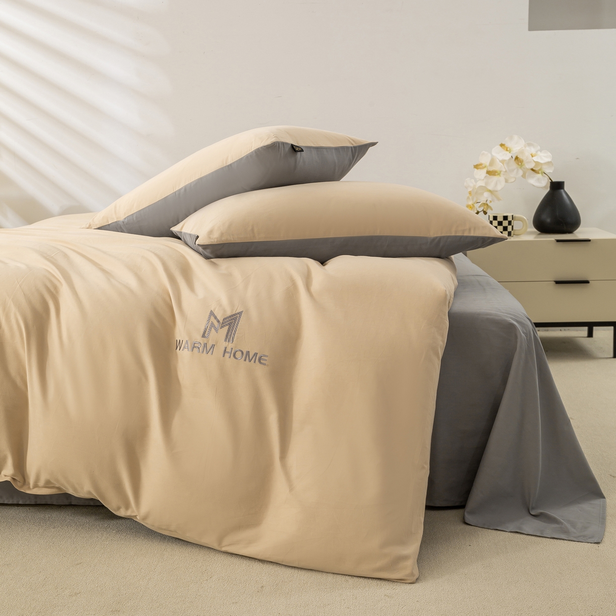 91家纺网 家纺一手货源 找家纺 沃尔居 2025新款秋冬全棉加厚磨毛四件套纯棉床单被套床笠纯色三件套（提供买家秀） 梦境--卡其深灰