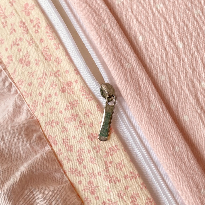 91家纺网 家纺一手货源 找家纺 梦舒羽2025新款波点花边四件套-宁静花园 宁静花园-魅力粉