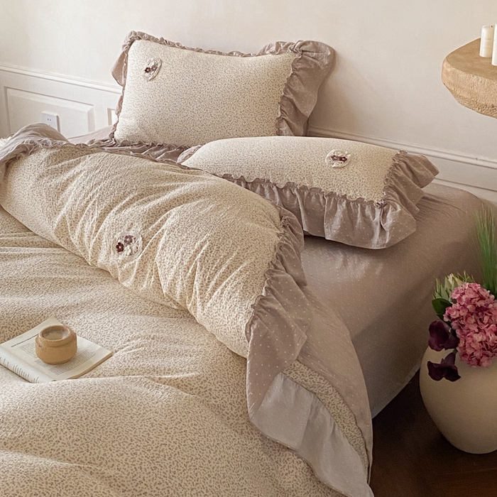 91家纺网 家纺一手货源 找家纺 梦舒羽2025新款波点花边四件套-宁静花园 宁静花园-时尚咖