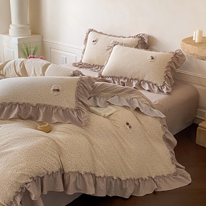 91家纺网 家纺一手货源 找家纺 梦舒羽2025新款波点花边四件套-宁静花园 宁静花园-时尚咖