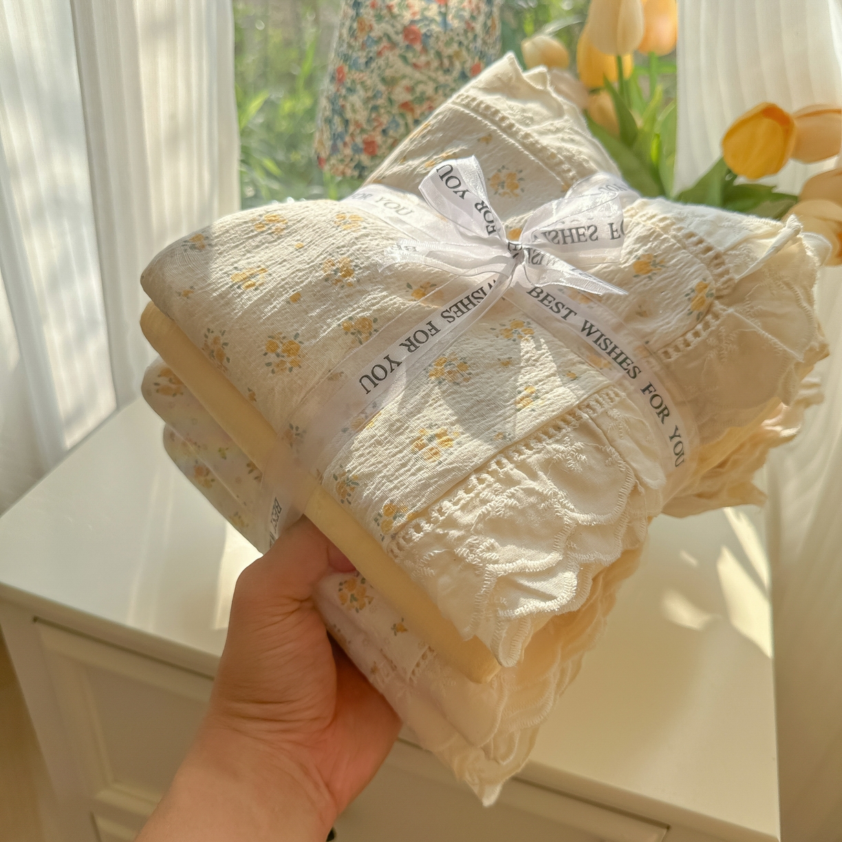 91家纺网 家纺一手货源 找家纺 韩巢家纺 2025新款学生宿舍三件套上下铺学生季开学季床品 镂空花边款-橘子海