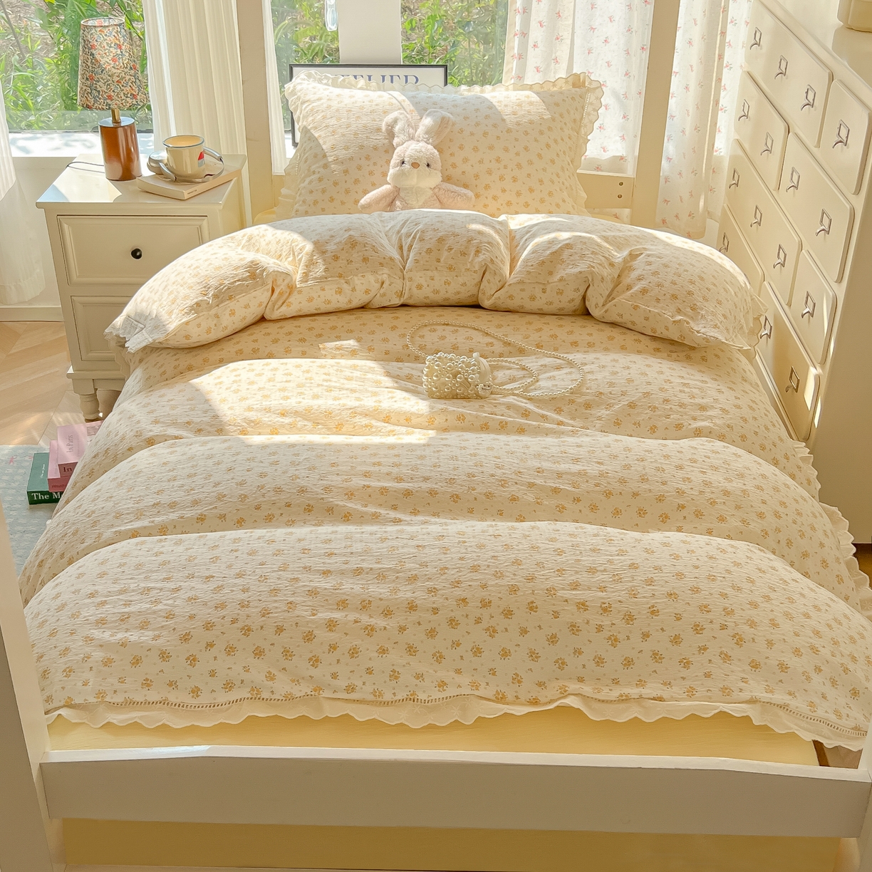 91家纺网 家纺一手货源 找家纺 韩巢家纺 2025新款学生宿舍三件套上下铺学生季开学季床品 镂空花边款-橘子海