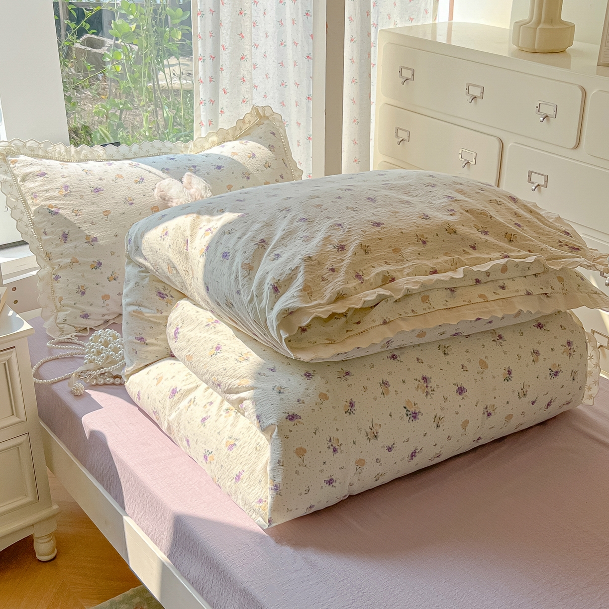 韩巢家纺 2025新款学生宿舍三件套上下铺学生季开学季床品 镂空花边款-紫叮兰语