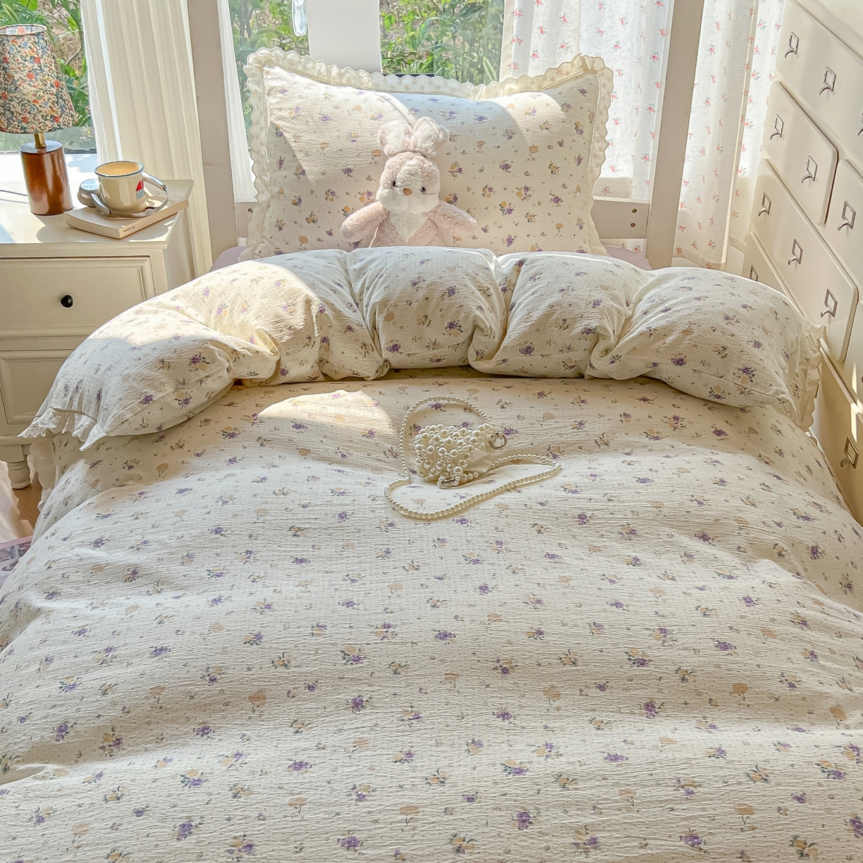 91家纺网 家纺一手货源 找家纺 韩巢家纺 2025新款学生宿舍三件套上下铺学生季开学季床品 镂空花边款-紫叮兰语