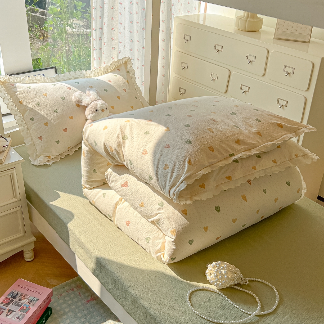 91家纺网 家纺一手货源 找家纺 韩巢家纺 2025新款学生宿舍三件套上下铺学生季开学季床品 镂空花边款-浪漫世界