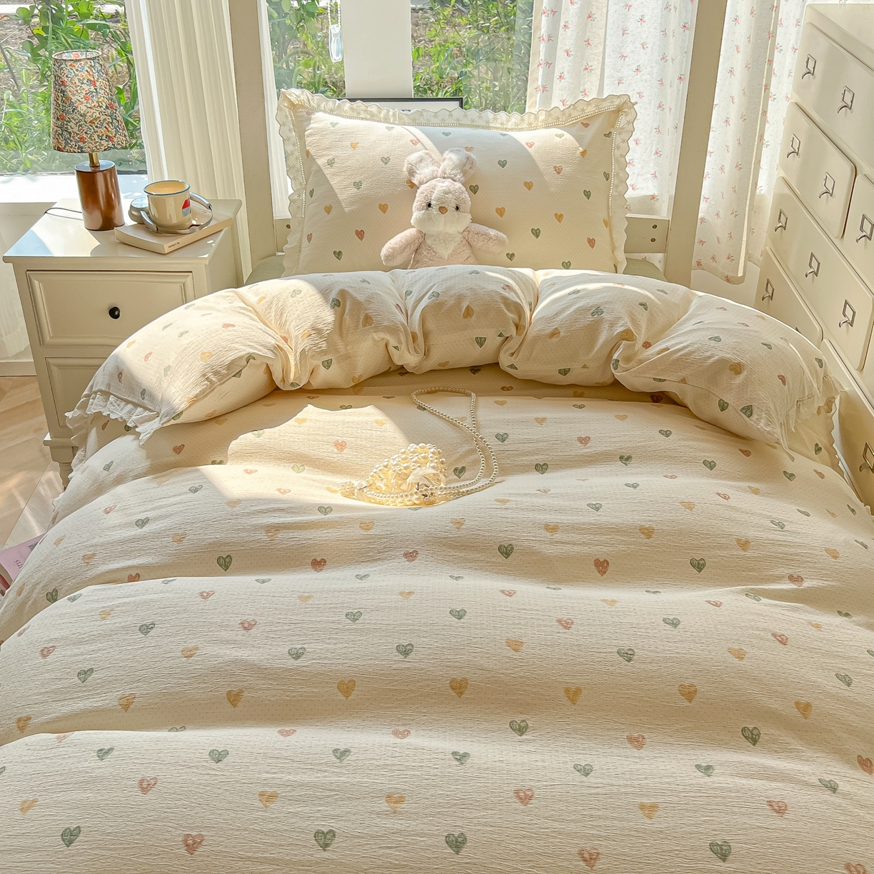 91家纺网 家纺一手货源 找家纺 韩巢家纺 2025新款学生宿舍三件套上下铺学生季开学季床品 镂空花边款-浪漫世界