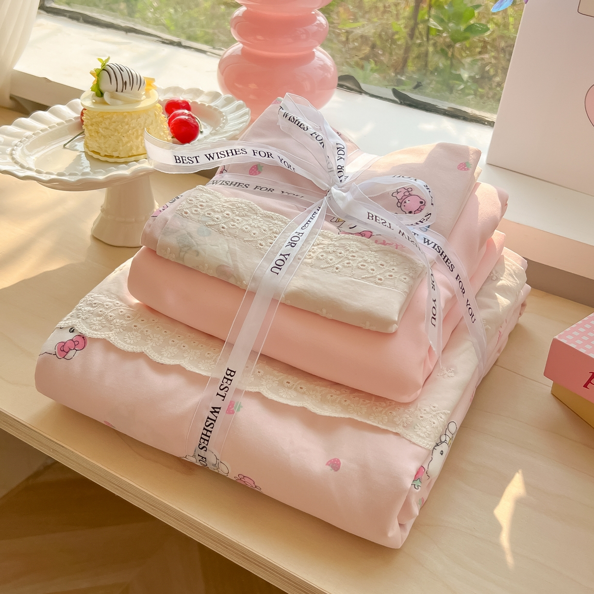 91家纺网 家纺一手货源 找家纺 （总）韩巢家纺 2025新款法式蕾丝花边被套直播热销款四件套学生宿舍床上三件套（提供卖家秀）