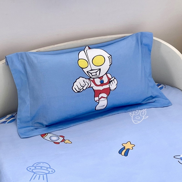 91家纺网 家纺一手货源 找家纺 蘭菲家纺 2025新款学生季幼儿园奥特曼三件套小版系列 随影