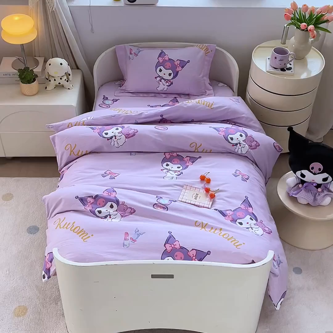 91家纺网 家纺一手货源 找家纺 蘭菲家纺 2025新款学生季全棉幼儿园三丽鸥三件套小版系列 小甜酱.紫