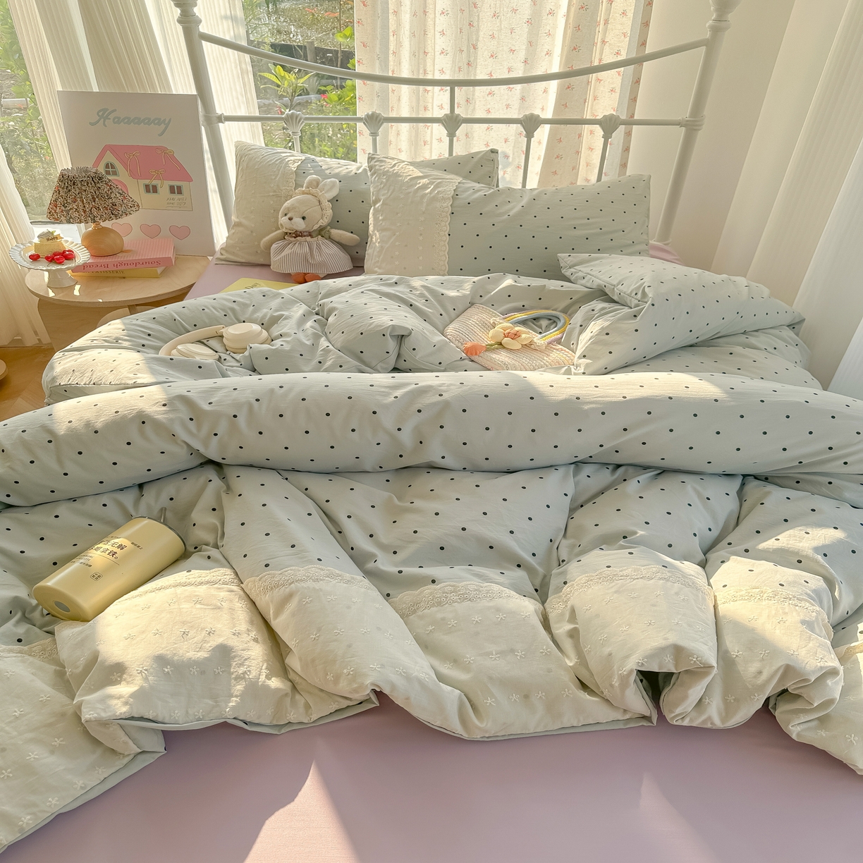 91家纺网 家纺一手货源 找家纺 韩巢家纺 2025新款法式蕾丝花边被套直播热销款四件套学生宿舍床上三件套（提供卖家秀） 蓝灰波点【蕾丝花边款】