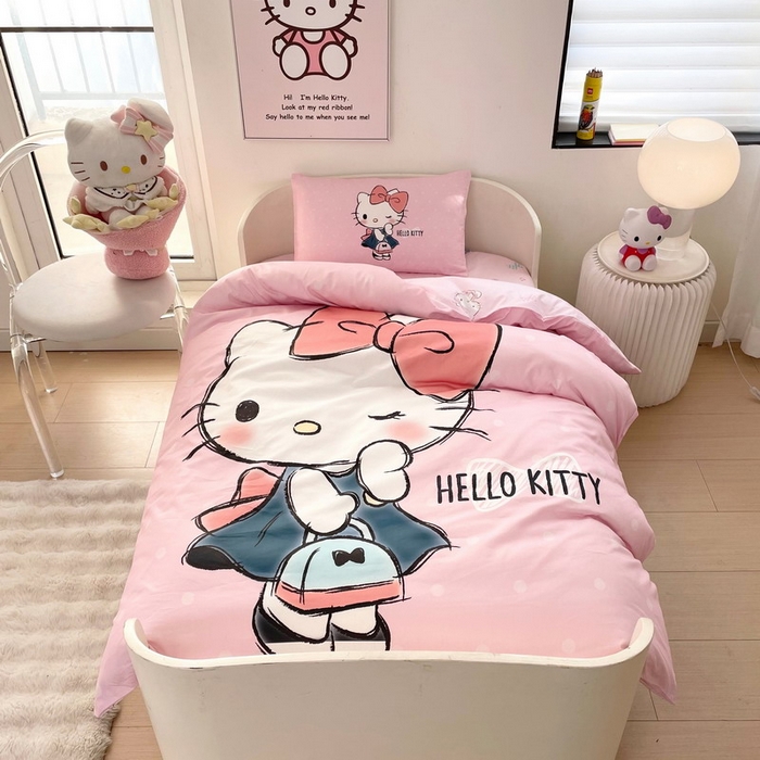 91家纺网 家纺一手货源 找家纺 蘭菲家纺 2025新款学生季全棉幼儿园三丽鸥三件套大版系列 摩卡.粉