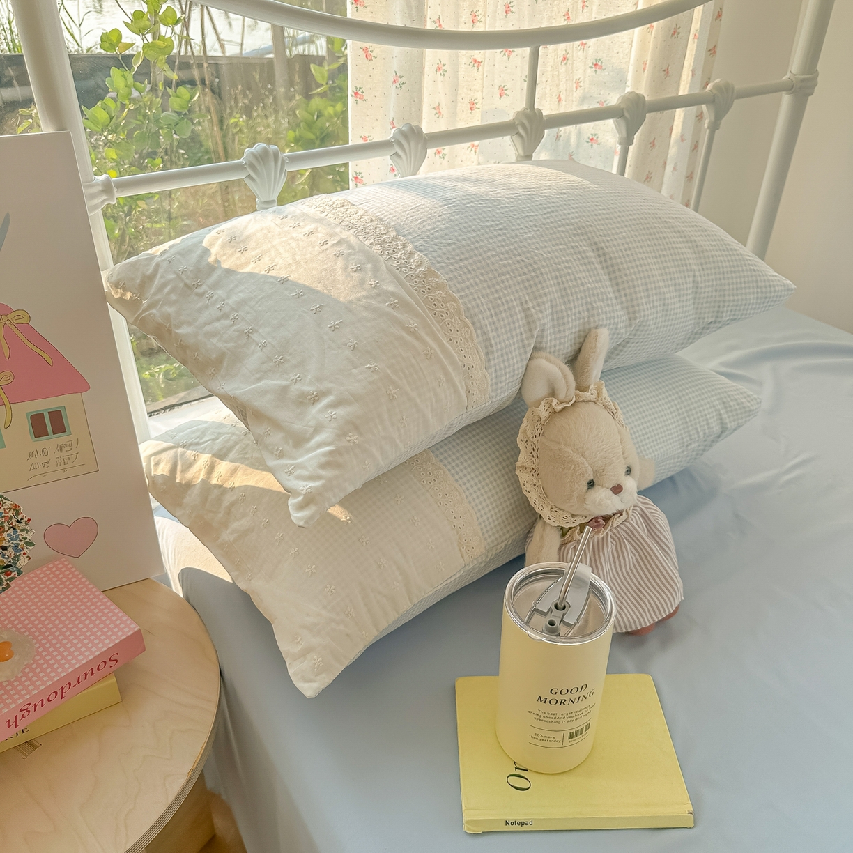 91家纺网 家纺一手货源 找家纺 韩巢家纺 2025新款法式蕾丝花边被套直播热销款四件套学生宿舍床上三件套（提供卖家秀） 蓝小格【蕾丝花边款】