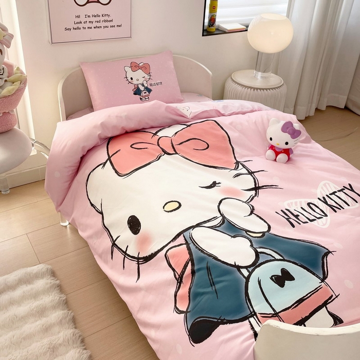 91家纺网 家纺一手货源 找家纺 蘭菲家纺 2025新款学生季全棉幼儿园三丽鸥三件套大版系列 摩卡.粉