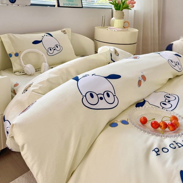 91家纺网 家纺一手货源 找家纺 蘭菲家纺 2025新款学生季全棉幼儿园三丽鸥三件套小版系列 眼镜狗.米