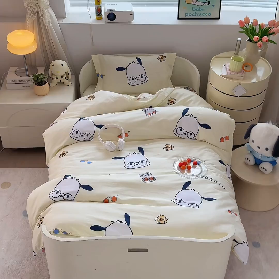 91家纺网 家纺一手货源 找家纺 蘭菲家纺 2025新款学生季全棉幼儿园三丽鸥三件套小版系列 眼镜狗.米