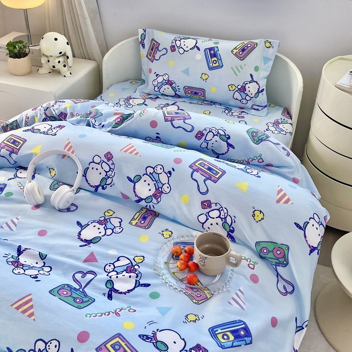 91家纺网 家纺一手货源 找家纺 蘭菲家纺 2025新款学生季全棉幼儿园三丽鸥三件套小版系列 演唱会.蓝