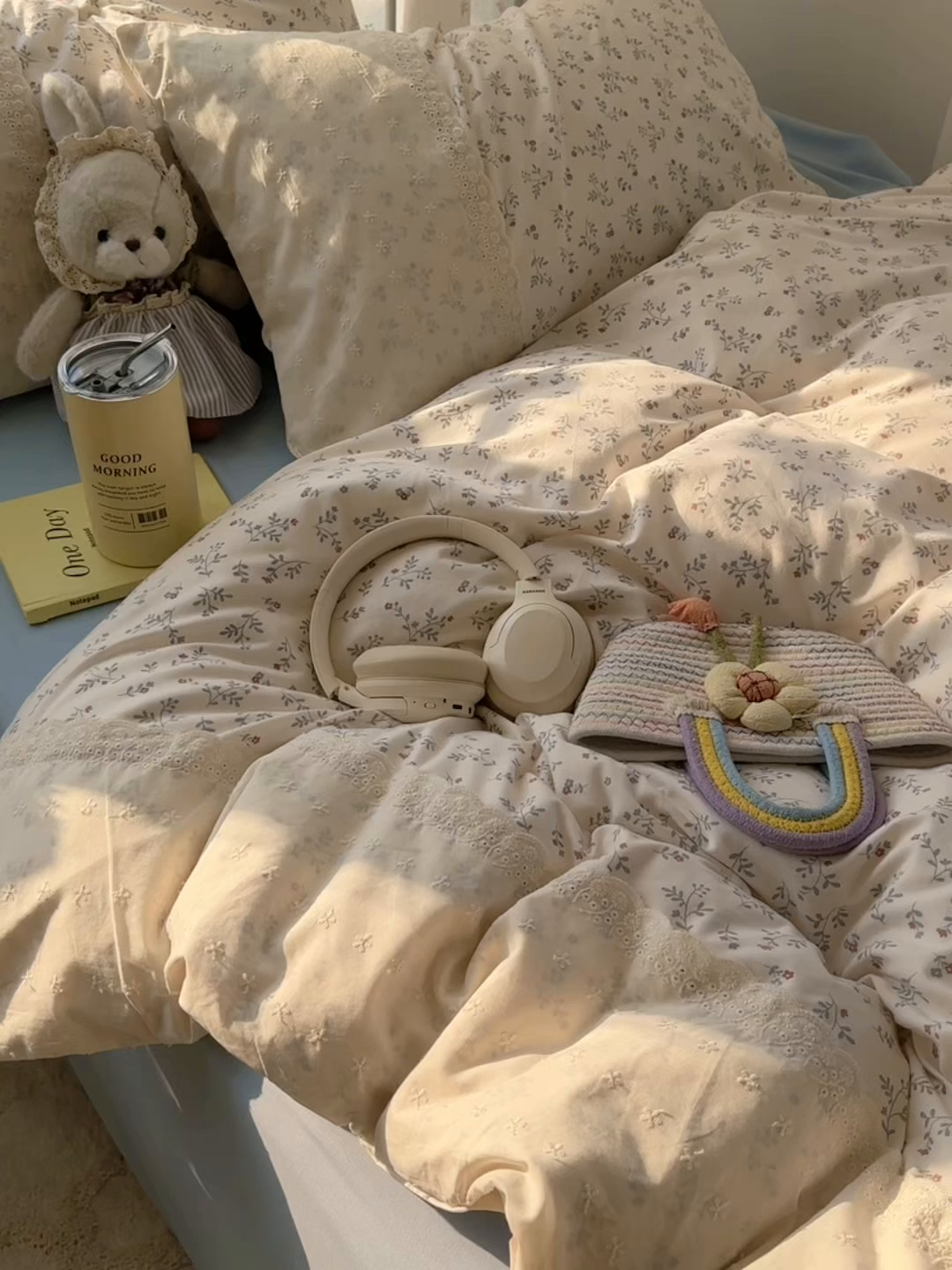 91家纺网 家纺一手货源 找家纺 韩巢家纺 2025新款法式蕾丝花边被套直播热销款四件套学生宿舍床上三件套（提供卖家秀） 梨云杳杳【蕾丝花边款】