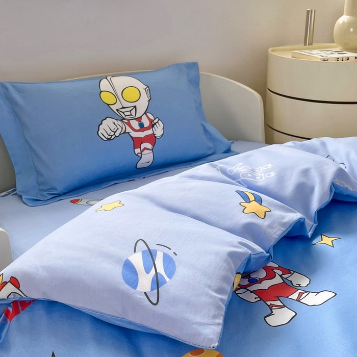 91家纺网 家纺一手货源 找家纺 蘭菲家纺 2025新款学生季幼儿园奥特曼三件套小版系列 追风