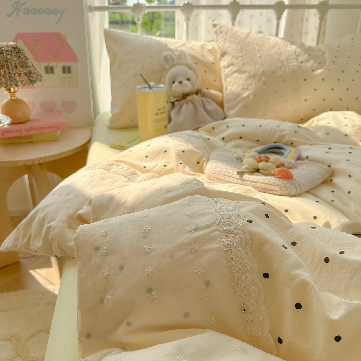 91家纺网 家纺一手货源 找家纺 韩巢家纺 2025新款法式蕾丝花边被套直播热销款四件套学生宿舍床上三件套（提供卖家秀） 米黄波点【蕾丝花边款】